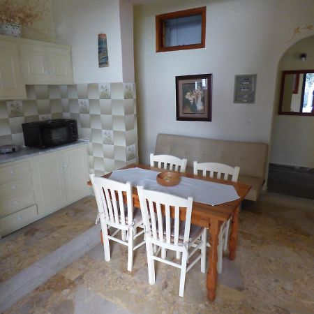 Ipsos Marias Apartments Екстериор снимка